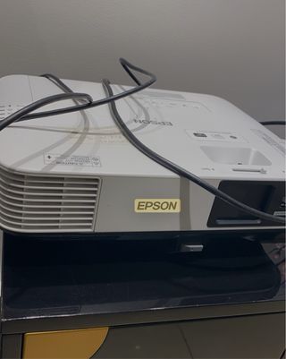 Proyector Epson LCD HS18B
