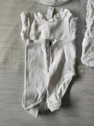 Ropa primera postura bebé