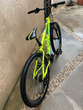 Bicicleta BH amarilla fluor Montaña Juvenil