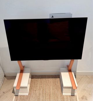 TV LG OLED 42 4K + Soporte Diseño