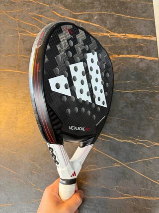 Pala pádel Adidas Metalbone HRD 2024
