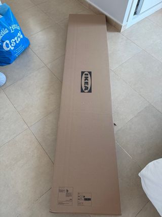 Estantería IKEA PLATSA blanca (golpeada)
