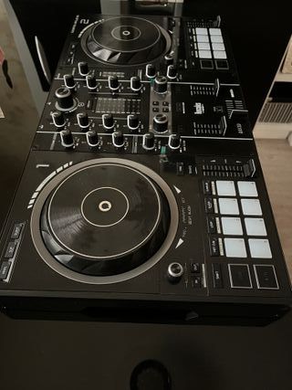 Controlador DJ Hercules Inpulse 500 + Maleta