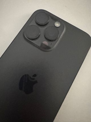 iPhone 15 Pro Negro Multicolor