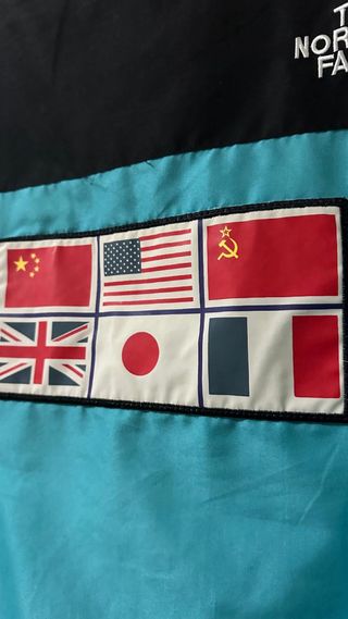 Chaqueta The North Face x Supreme