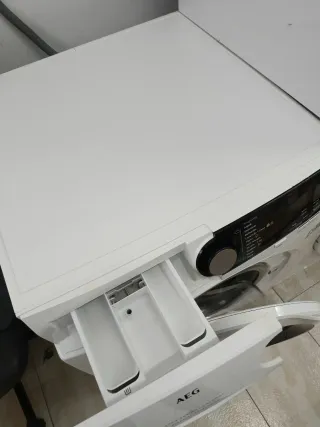 Lavadora AEG 8kg Carga Frontal