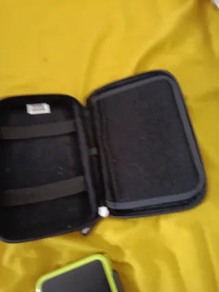 Nintendo 2DS XL Negra y Verde