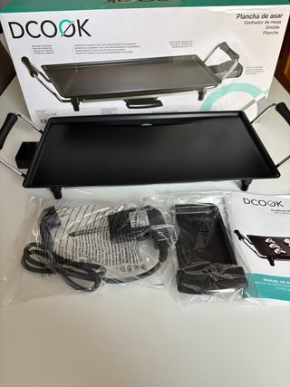 Plancha Asar Dcook 2000w Gallery Nueva en su caja
