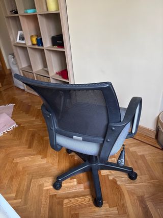 Silla de oficina ergonómica giratoria