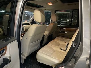 Land-Rover Discovery 4 SDV6 HSE 245CV 7 PLAZAS