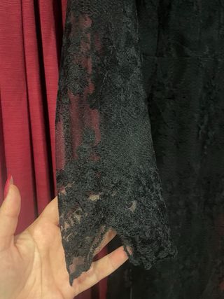 Vestito nero lungo pizzo trasparenze