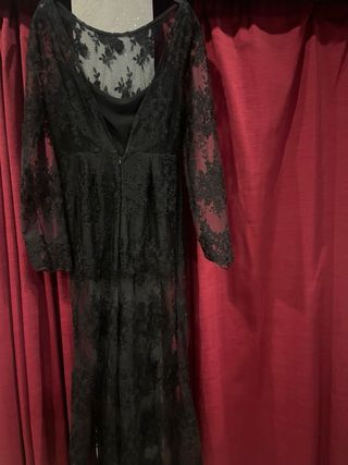 Vestito nero lungo pizzo trasparenze