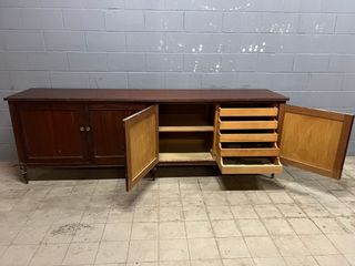 Mueble auxiliar de madera