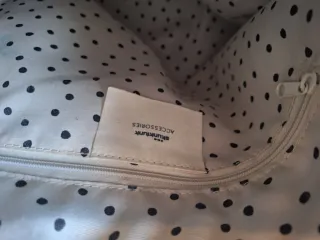 Bolso Skunkfunk Negro. Alto 36 cm, ancho 41 cm