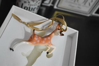 Adorno Ciervo Burberry Porcelana