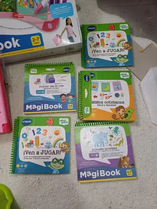 Vtech MagiBook + 5 Libros Educativos
