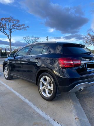 MERCEDES-BENZ Clase GLA GLA 180 5p.