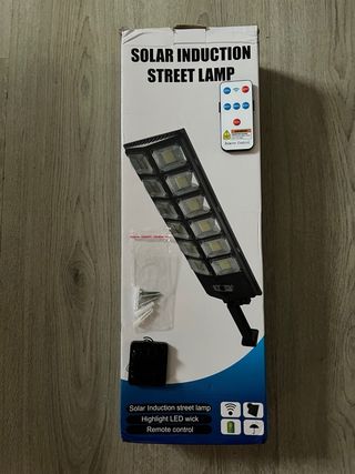 Lampione LED nero e argento