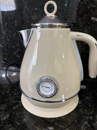 Tostadora y Hervidor Vintage Beige A ESTRENAR