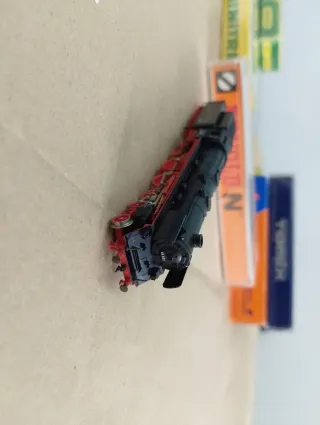 Locomotora Arnold BR 1044.27 Roco