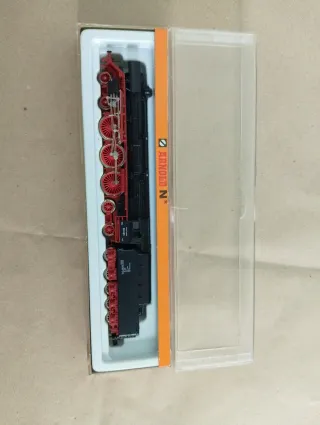 Locomotora Arnold BR 1044.27 Roco