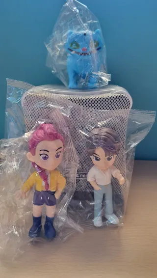 Set k-pop, saja boys y derpys