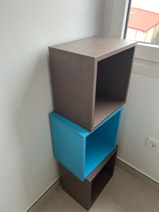 3 Estanterías, balda. Azul y Marrón