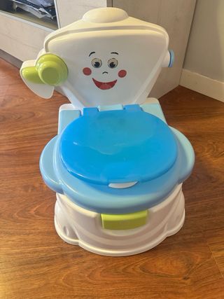 Se vende Orinal de bebé prácticamente nuevo.