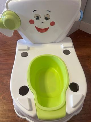 Se vende Orinal de bebé prácticamente nuevo.