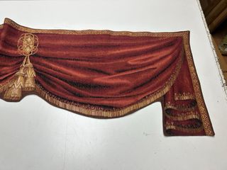 Volante bordado de colección