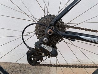 Bicicleta Specialized Sirrus Negra