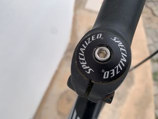 Bicicleta Specialized Sirrus Negra