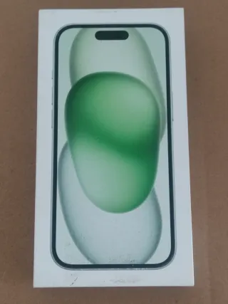 Caja iPhone 15 verde