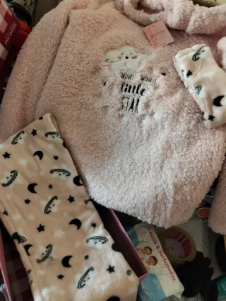 Pijama Invierno Estrellas y Nubes rosa