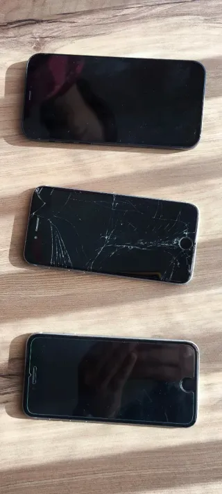 Pack 3 iPhones para piezas