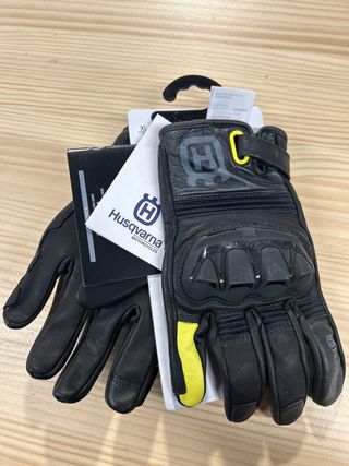 Guantes Husqvarna Talla XL Negros y Amarillos