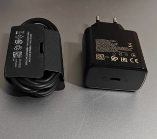 Cargador compartible Samsung 45W USB-C PD Negro