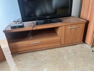 Mueble salón TV madera