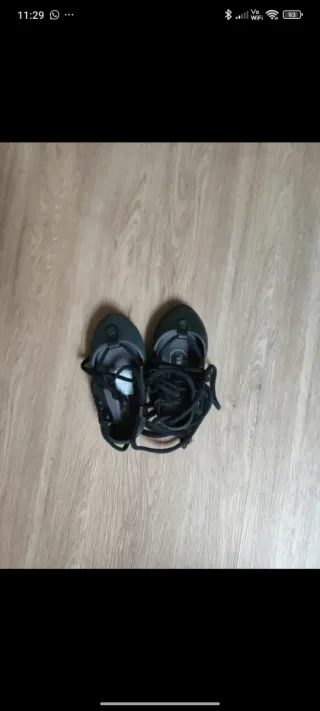 Abarcas negras niña/o