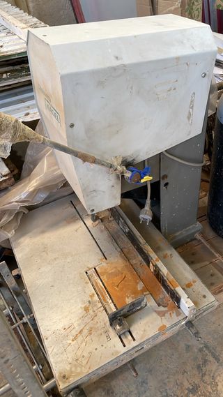 Taladro papel broca hueca