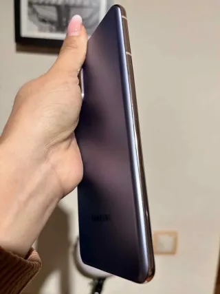 Samsung Galaxy S21 Plus Morado