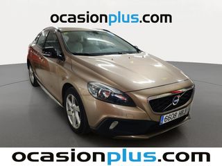 Volvo V40 Cross Country D2 Momentum 85 kW (115 CV)