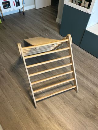 Triángulo Pikler madera