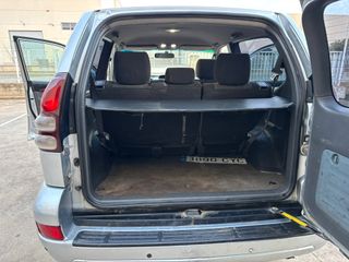 Toyota Land Cruiser 2004