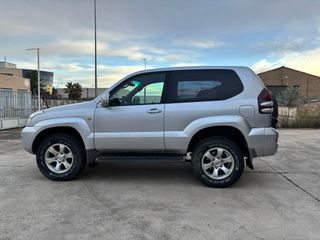 Toyota Land Cruiser 2004