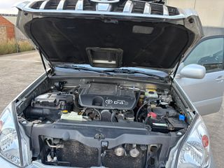 Toyota Land Cruiser 2004