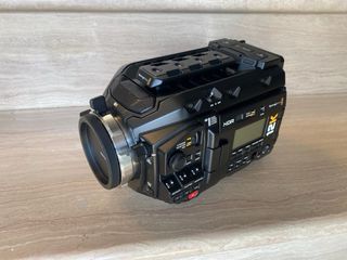 Blackmagic URSA Mini Pro 12K Cámara