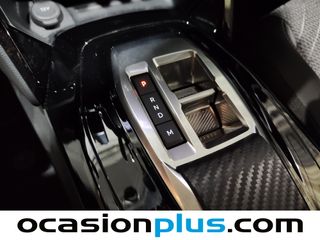 Peugeot 2008 Allure Hybrid eDCS6 100 kW (136 CV)