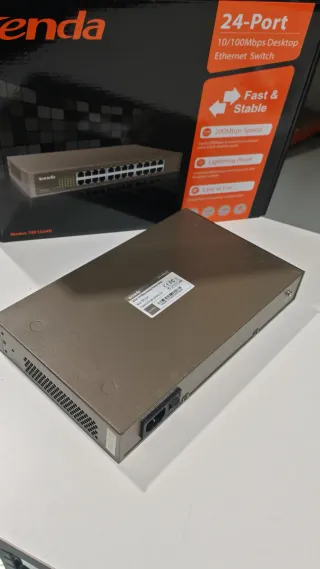 Switch Tenda 24 Puertos Ethernet TEP1024D