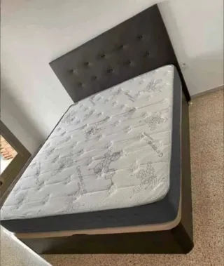 Canapé abatible con colchones viscoelástica